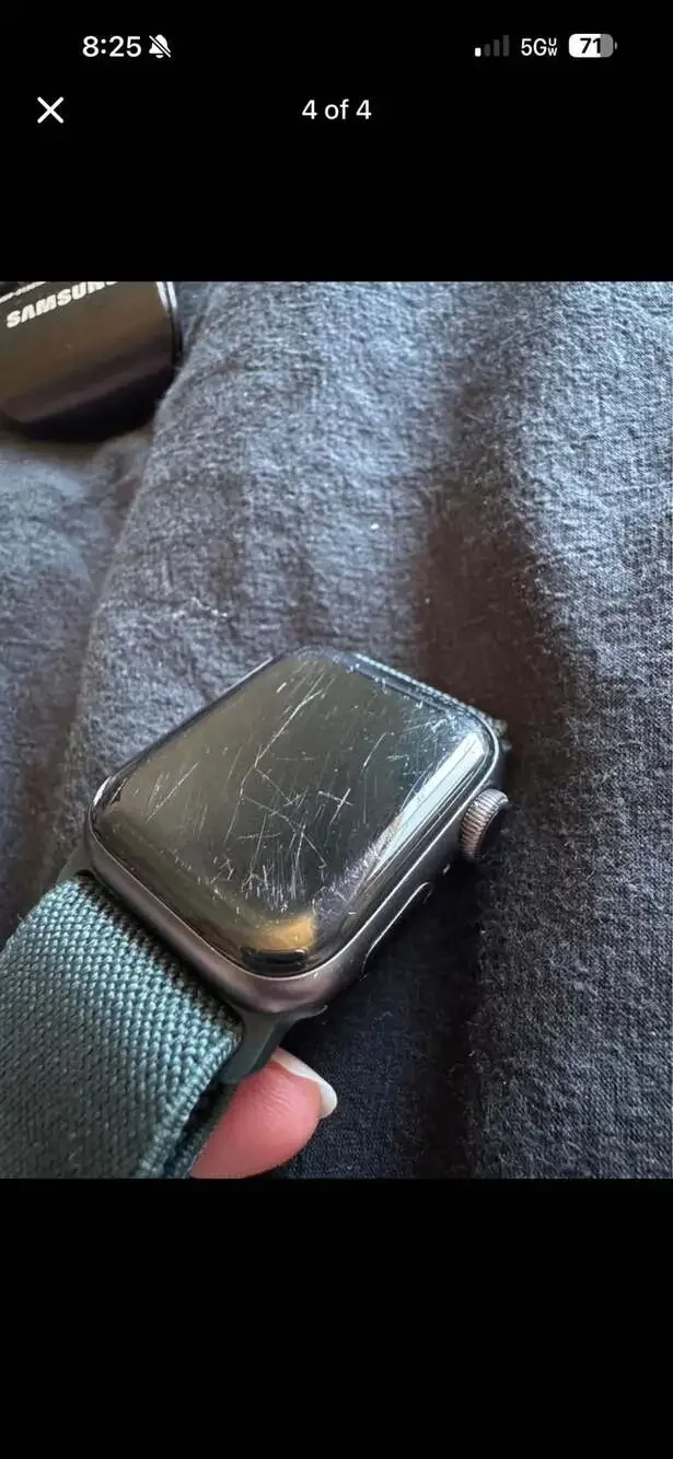 Apple Watch Series 6 40MM Space Gray Aluminum Dark Green Elastic Band